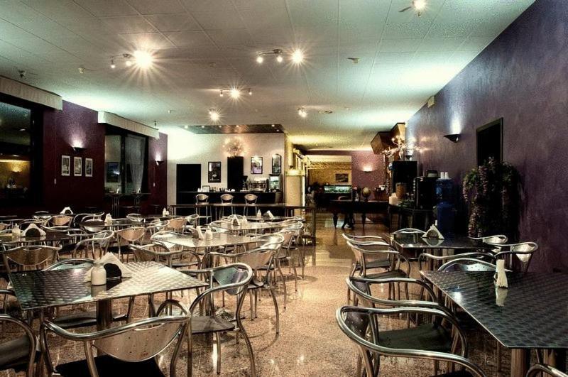 Airone Hotel Reggio nell'Emilia Esterno foto